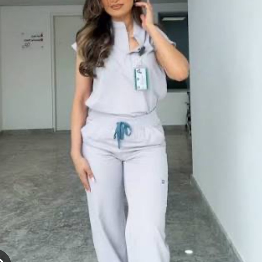 Figs Slate Isabel wide leg pant xs and rafaela top xxs